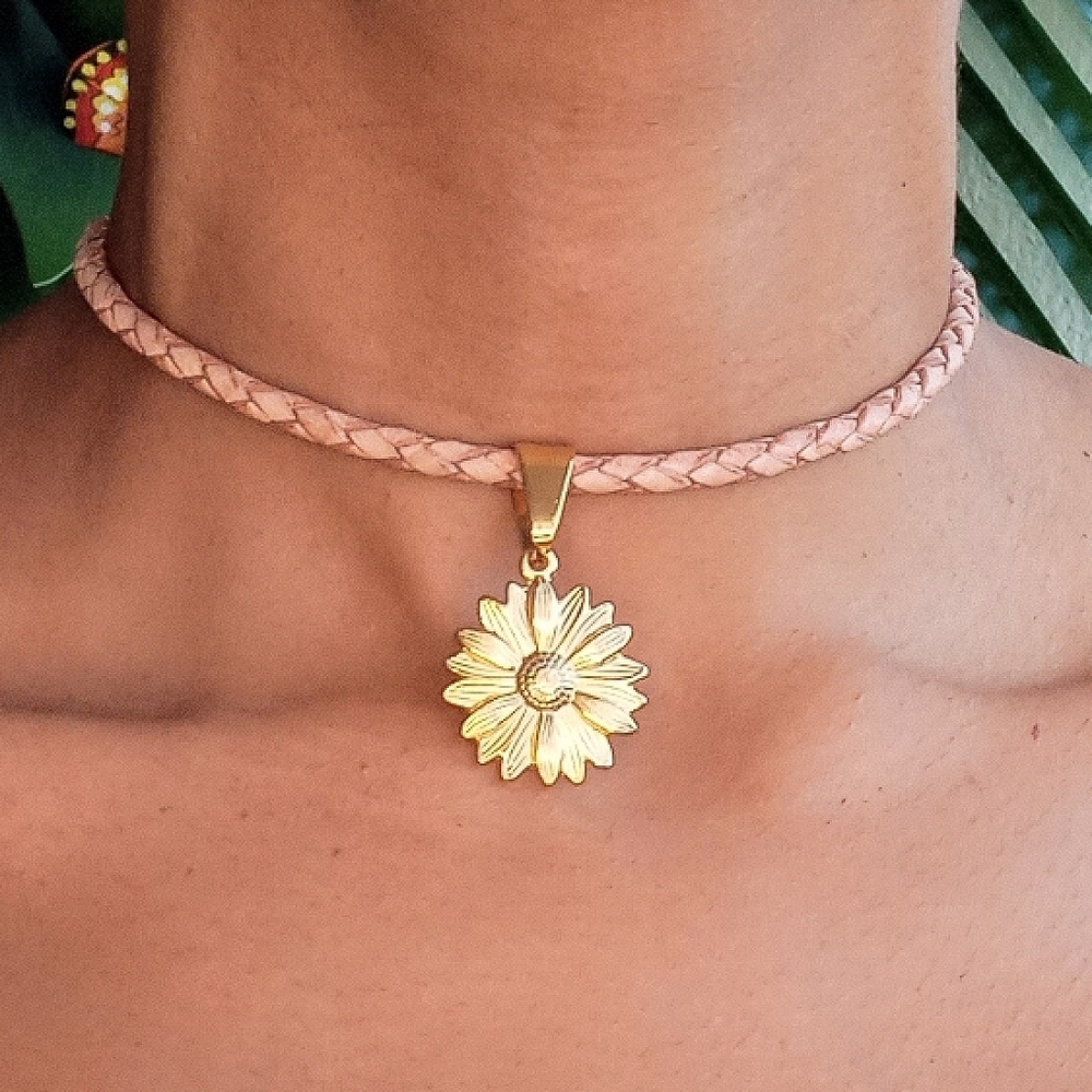 18K Genuine Leather Choker with Sunflower Pendant
